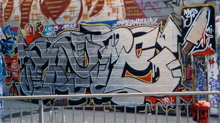 KNIFE BY FLOOD  ROMA 1999